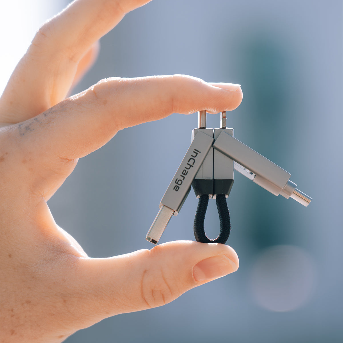 inCharge 6 Universal 6-in-1 Keyring Charging & Data Cable ROLLINGSQ