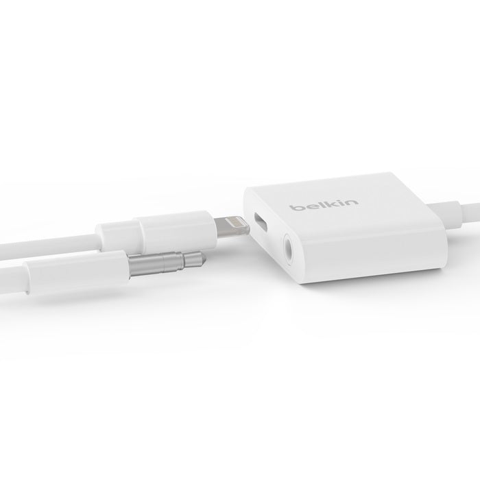 Belkin 3.5mm Audio + Charge RockStar for iPhone - White Belkin