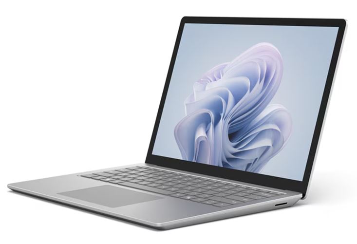 Microsoft Surface Laptop 6 13.5 Touch - Intel Ultra 5, 256GB SSD, Black Microsoft