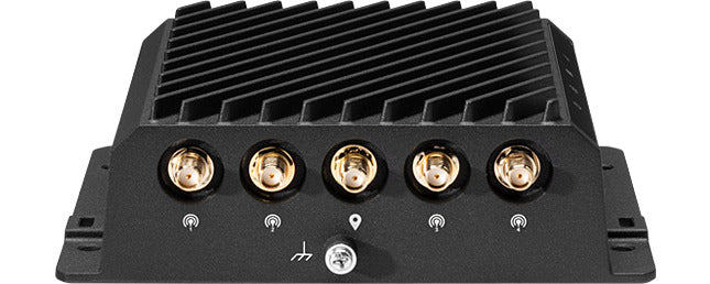 Cradlepoint R980 Rugged 5G Mobile & IoT Router with NetCloud Ericsson