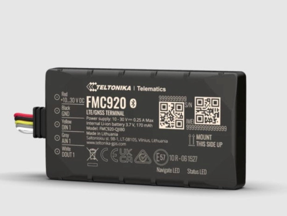 Teltonika Compact 4G LTE GPS Tracker for Reliable Vehicle Tracking 