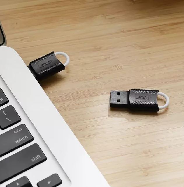 Lexar 128GB JumpDrive V40 USB 2.0 Flash Drive Lexar